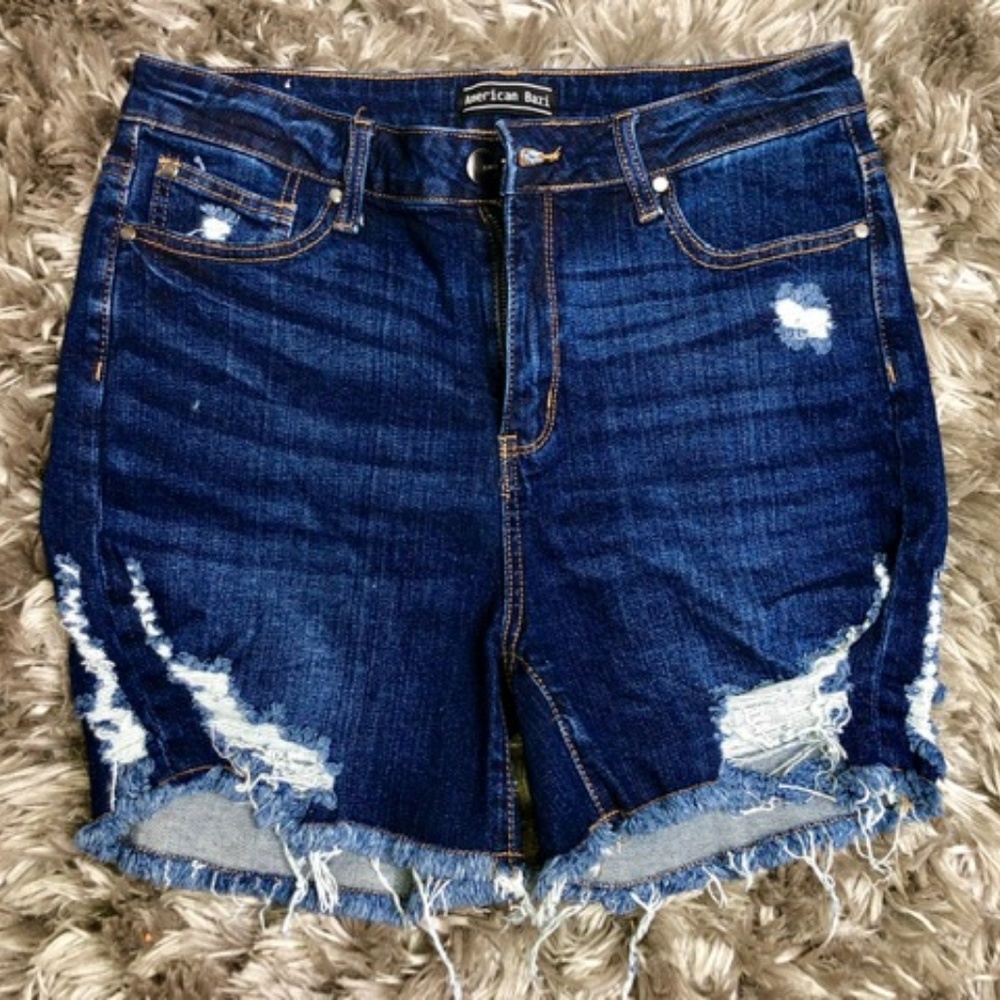 DISTRESSED DENIM SHORTS